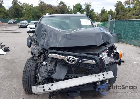 2013 Toyota 4Runner Limited z USA, uszkodzony, nr VIN JTEBU5JRXD5118746